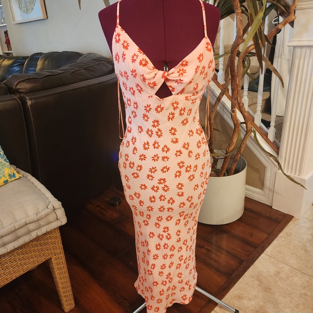 New barbiecore maxi dress